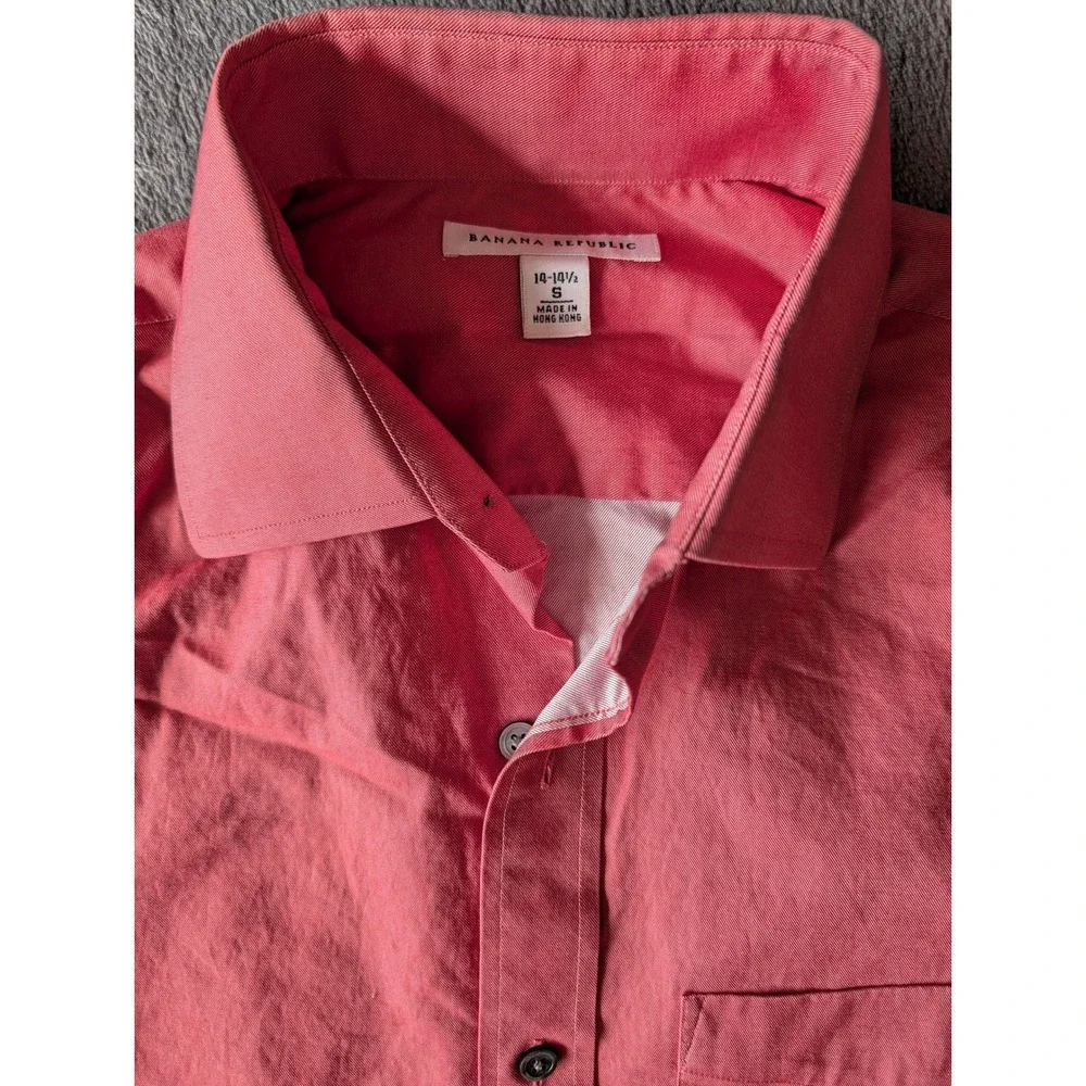 Banana Republic Mens Salmon Cotton Button Down Shirt Small 14-14.5 Long Sleeve